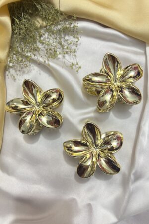 Antique Flower Claw Clip – Vintage Style Hair Accessory with Strong Grip