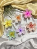 Large Flower Hair Claw Clip Set – 6pcs Multicolor Strong Grip Hair Accessories for Women